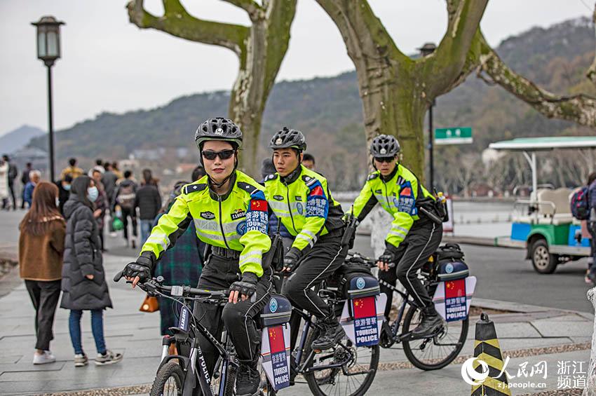 ͩT܇hMѲ߉W z