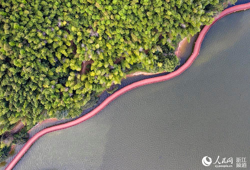 G˴cľxӞIϪɽL·Ȼ˹ȵ˿M뾰^W z