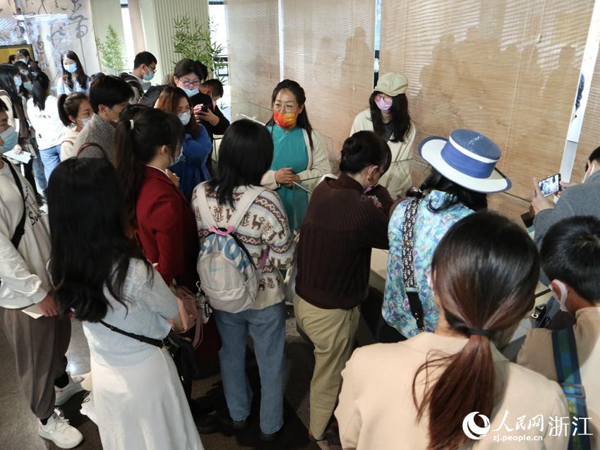 ^չ vTBο̱ĹW fȪz