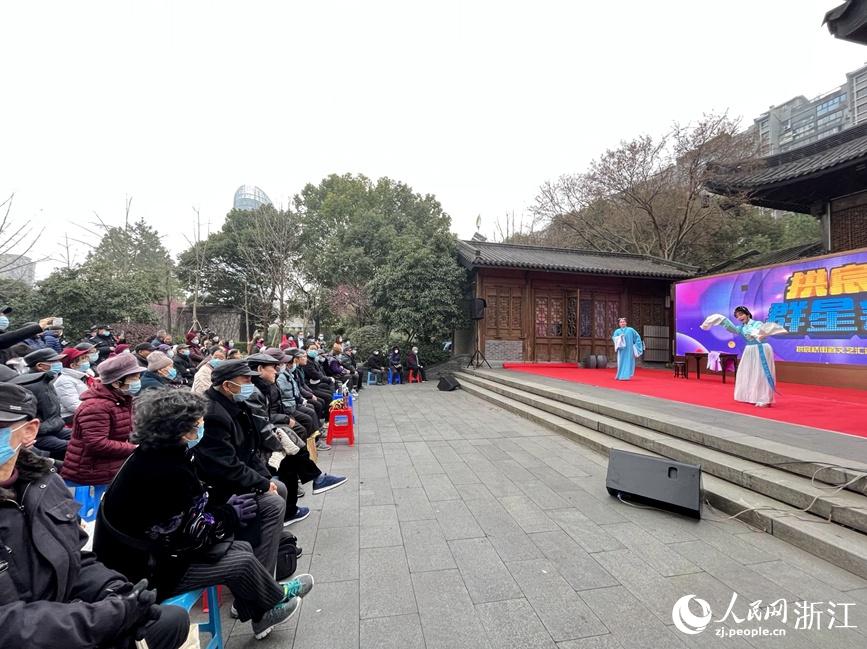 sA@ĩ\Ӻݶő_ΨһzԪѹ@׌䆾W |z