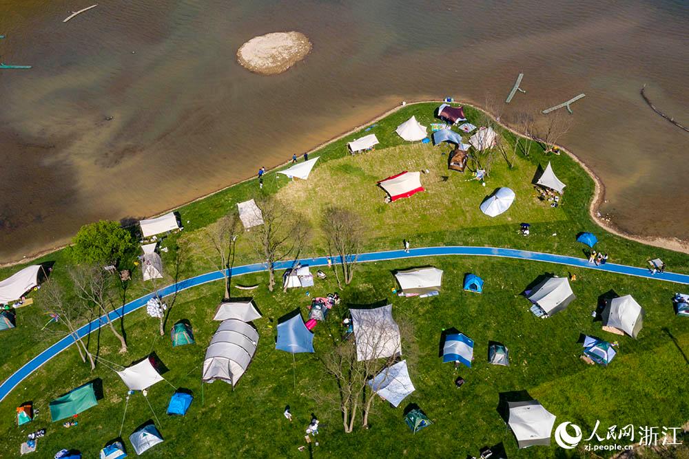 ڌ悺^ɽƺع@¶Iش˵ĴʢW z