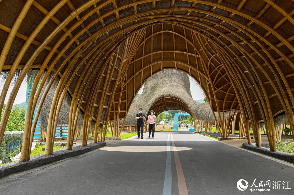 5��18�������㽭���������һ�������м������e��������W �~�e�Ôz