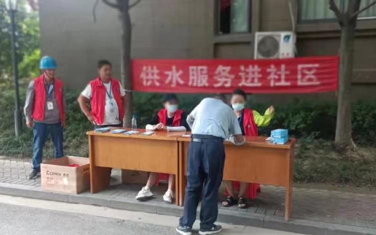 嘉興市水務集團志愿服務隊。嘉興市水利局供圖