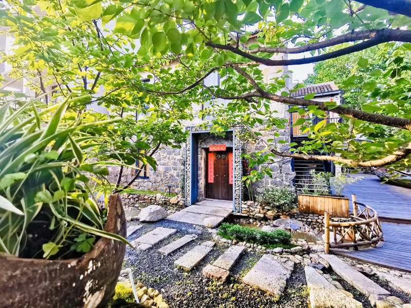 古樸美好的花溪村?；ㄏ骞﹫D