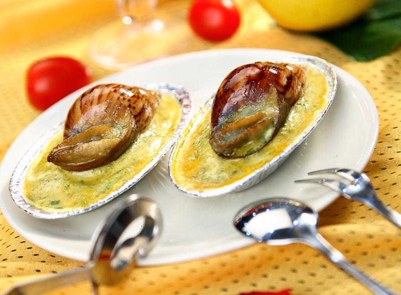 蝸牛美食受歡迎，深加工產品覆蓋面廣。嘉興市南湖區委宣傳部供圖