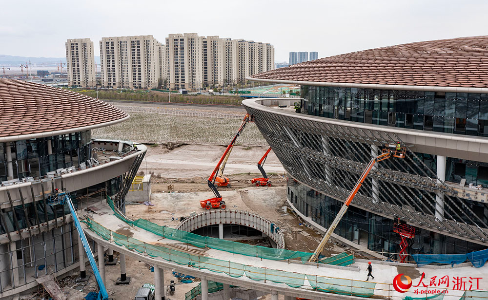 樂清市海洋文化中心項目正在有序施工。人民網 章勇濤攝