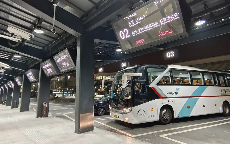機場夜間巴士。杭州蕭山國際機場供圖