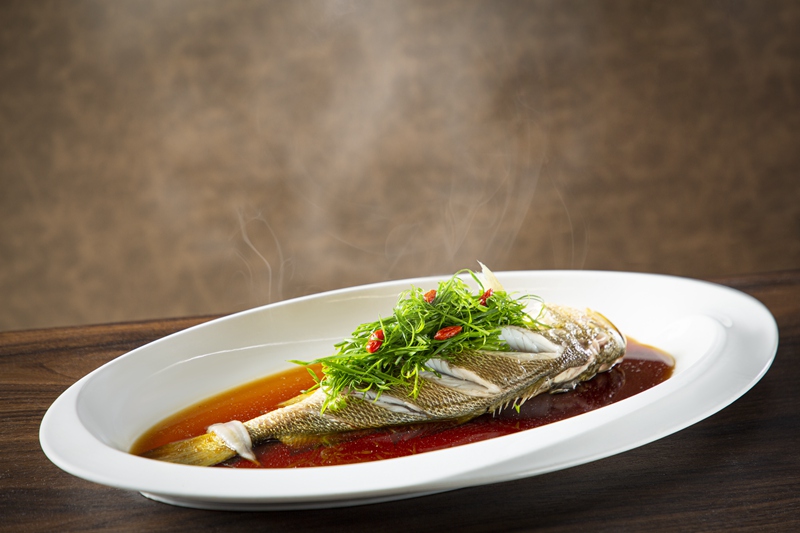 蔥油黃魚是一道經典浙菜。溫州市農業農村局供圖