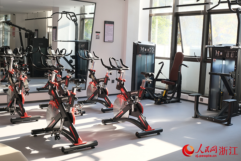 百姓健身房里的設備。人民網程欣攝