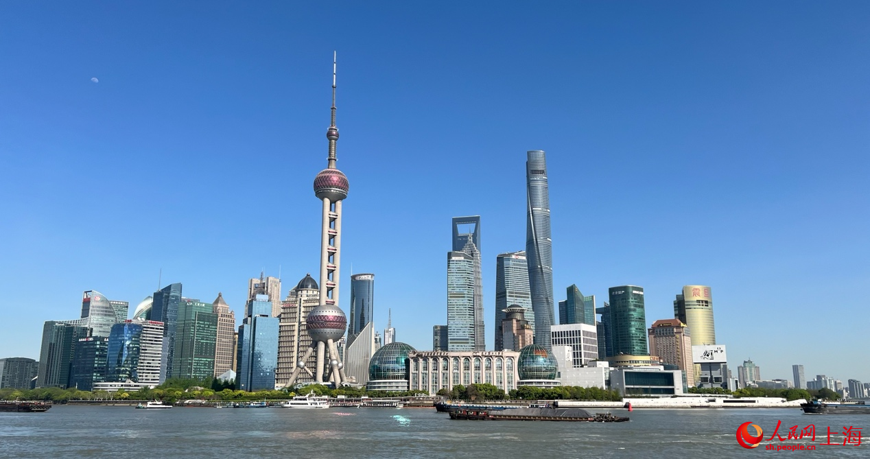 現在的陸家嘴金融城。 人民網 馬作鵬攝