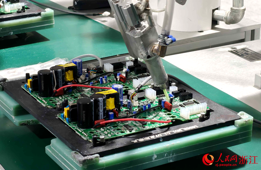 隨著企業對創新的不懈追求，玉環企業“品牌路”越走越寬。人民網記者 張麗瑋攝