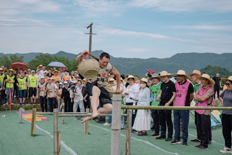 扁擔接力項目。阮海霞攝