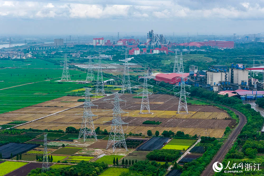 金華燃機500千伏送出工程建成投運。人民網 章勇濤攝