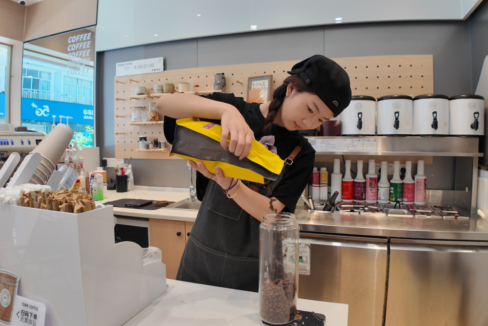 原木風咖啡店。龍泉市委宣傳部供圖