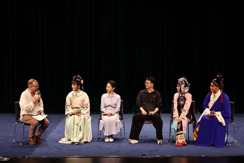 昆山杜克大學舉辦折子戲進校園活動。昆山市融媒體中心供圖