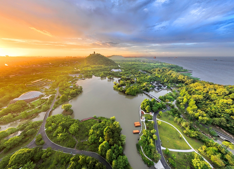 航拍南通五山及沿江地區。許叢軍攝