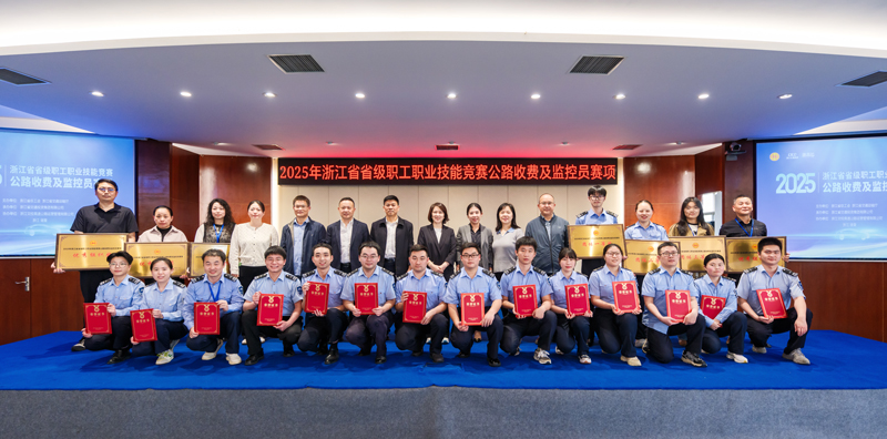 技能競賽現場?；顒臃焦﹫D